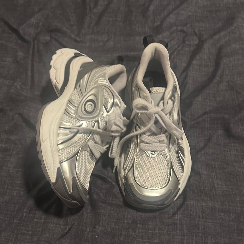 Stylish Silver Athletic Sneakers